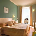 Belvedere Hotel 4*