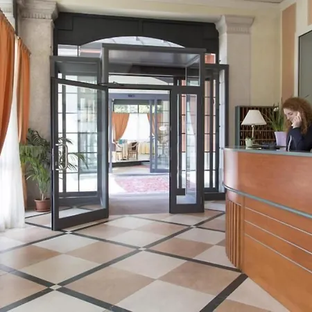 Belvedere Отель 4*