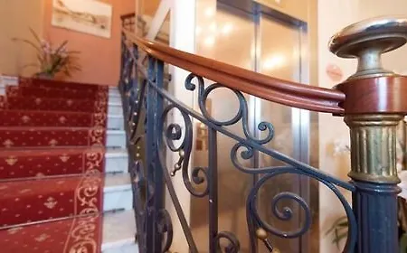 Belvedere Hotel 4*